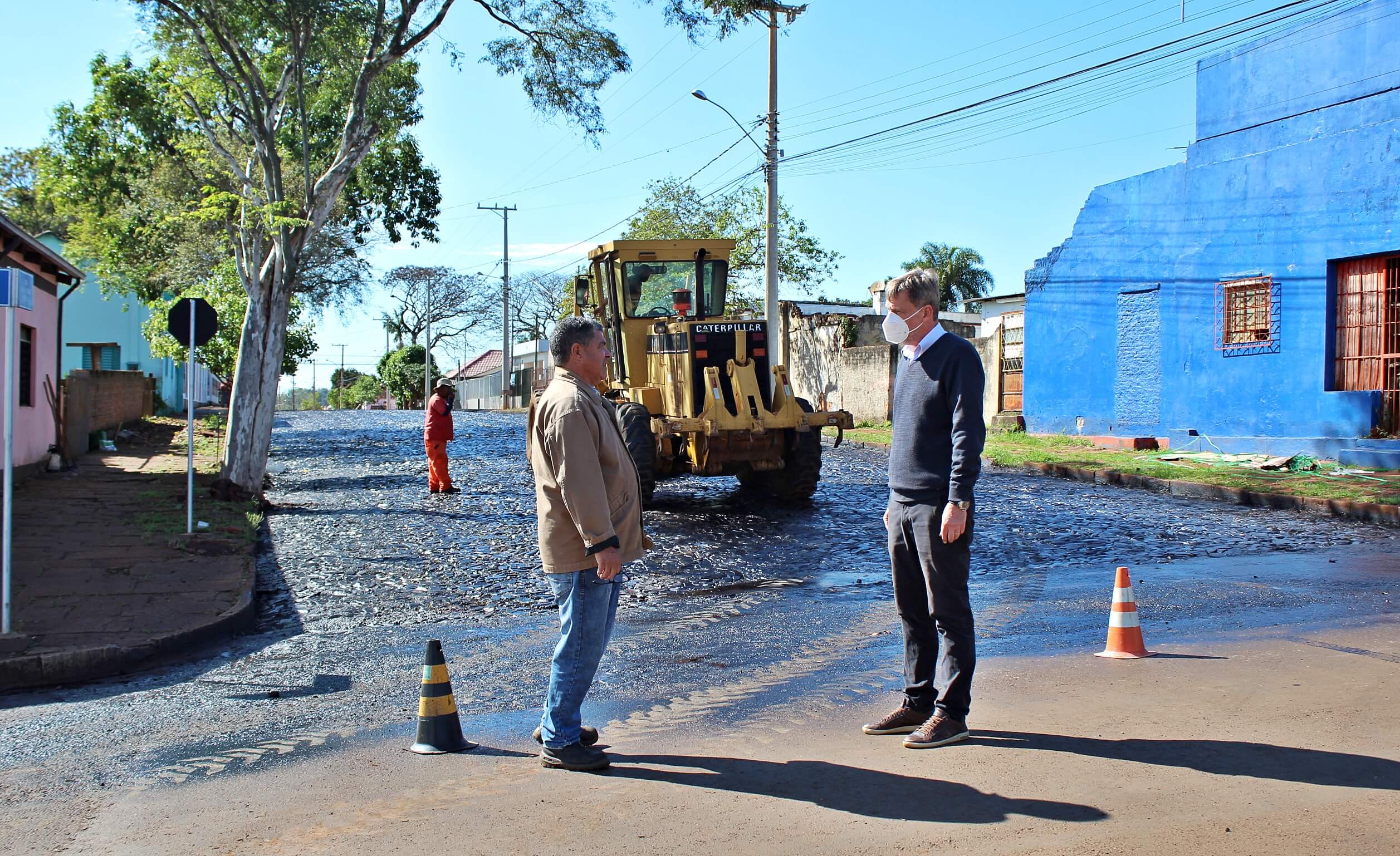 Obras de pavimentação iniciam na Rua Marechal Floriano Peixoto